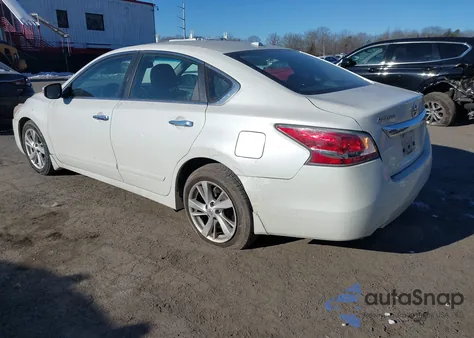 2015 Nissan Altima 2.5 Sv из США, поврежденный, VIN 1N4AL3AP1FC443943